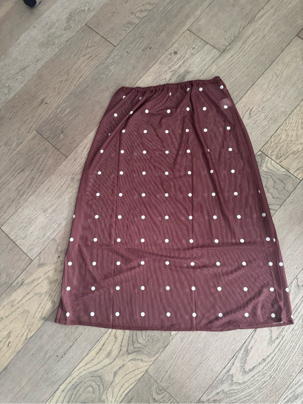 Chic Polka Dot Midi Skirt in Brown